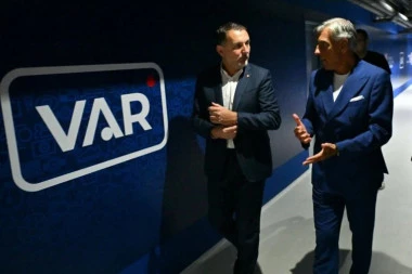 ITALIJAN ANALIZIRAO SVE SPORNE SITUACIJE IZ SUPERLIGE: Dve su sa Zvezdinog i jedna sa Partizanovog meča (VIDEO)