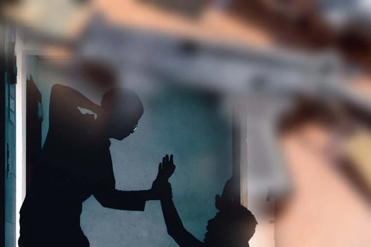 KRVNIČKI GA PESNIČILI U DVORIŠTU OSNOVNE ŠKOLE! Novi detalji ubistva na gulašijadi u Topoli!