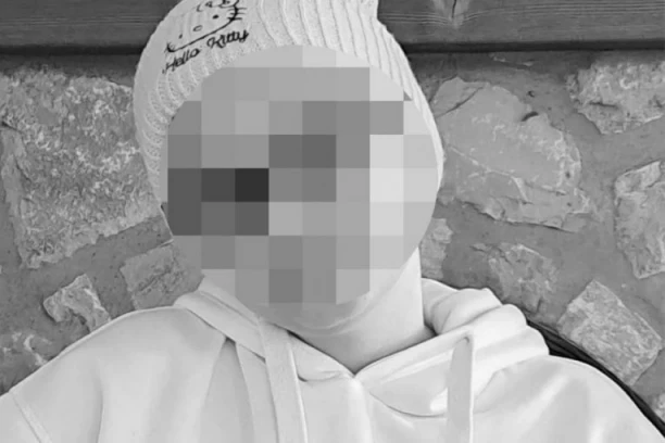 "PRESTALO JE DA KUCA SRCE NAŠE AJLE" Neutešna porodica devojčice koja je izguvila bitku: BILA SI RADOST, NADA, NEŽNOST...