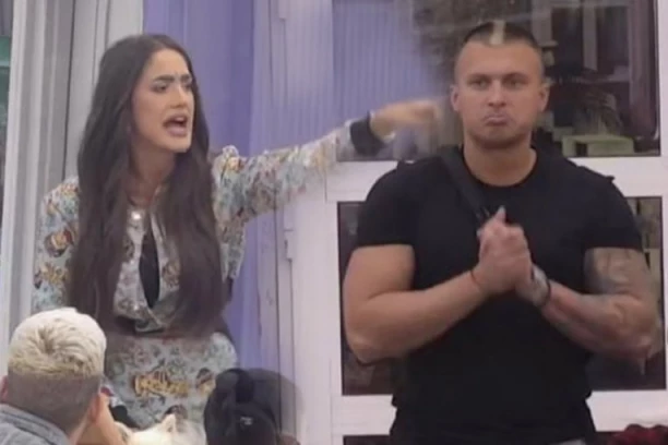 HITAN PREKID PROGRAMA ZBOG POMAHNITALE ANĐELE ĐURIČIĆ! Kariću se noge oduzele od šoka, ono što se saznalo izazvalo je LOM!