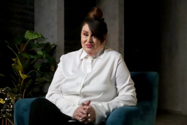 RASVETLJENA PLJAČKA NADE MACURE! Ove TRI BUGARKE su joj ispraznile karticu do poslednjeg dinara!