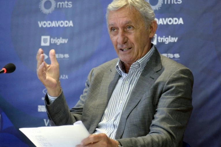 UPALJEN JE CRVENI ALARM? Pešić zagrmeo o problemima u srpskoj košarci!