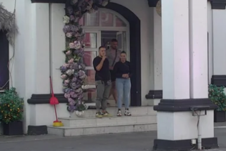 Gastoz i Džodži Elita 8