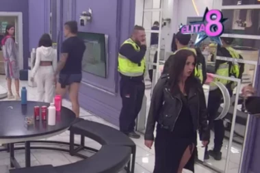 DIVLJANJE I LOM U ELITI, OBEZBEĐENJE PREKINULO PROGRAM: Gastoz nije mogao da se OBUZDA!