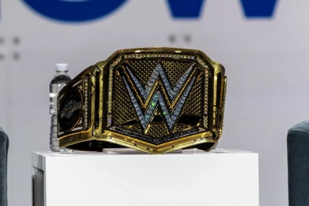 TRAGIČNA SUDBINA POZNATOG SPORTISTE: Svi su ga obožavali, a sada je morao na hitnu operaciju i amputaciju noge! (VIDEO)