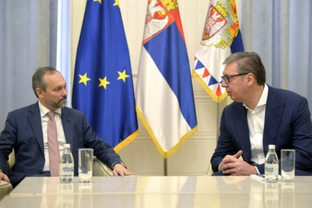 VUČIĆ SA ŽIOFREOM! Oproštajna poseta šefa Delegacije Evropske unije u Srbiji: Posebno smo razgovarali o projektu "Plan rasta za zapadni Balkan"! (FOTO)