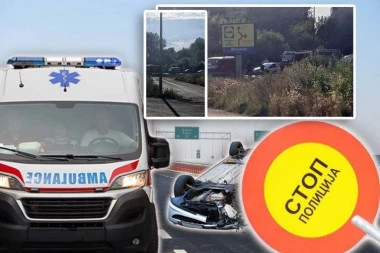 VATROGASCI SEKLI VOZILA DA BI DOŠLI DO POVREĐENIH! Stravična slika iz Obrenovca - JEZIVA SAOBRAĆAJKA NA KOLUBARSKOM MOSTU! (FOTO)