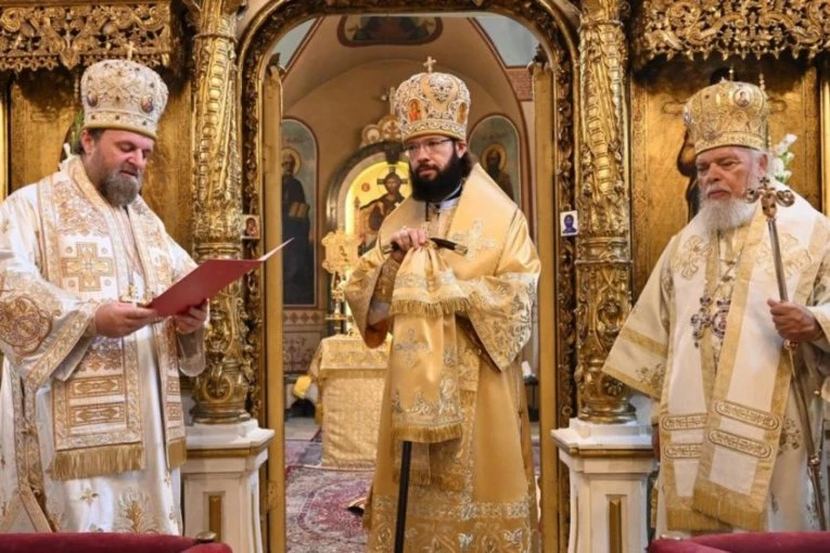 "PROGONE NAS KAO NEKD": Potresne reči srpskog vladike Stefana usred Moskve