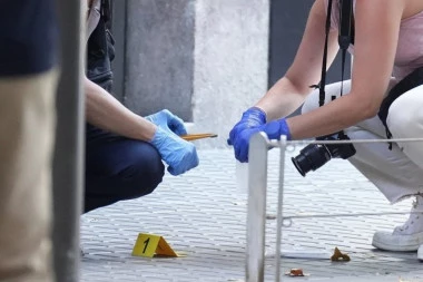 POLICIJA DIGLA HELIKOPTER, OPSADNO STANJE U BARSELONI! Napadač izrešetao Crnogorca i pobegao!