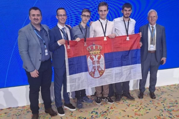 NIS I OVE GODINE PODRŽAO MLADE HEMIČARE! Novi uspeh naših srednjoškolaca na Međunarodnoj hemijskoj olimpijadi