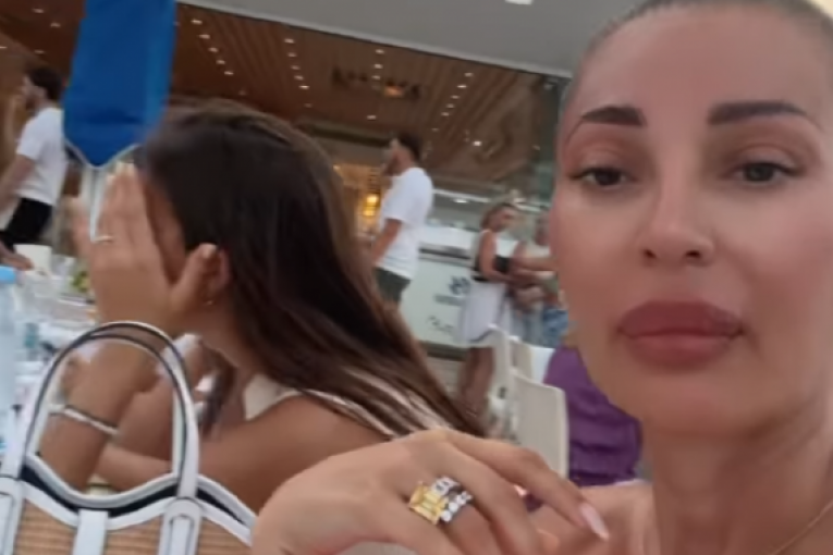 Cecina objava na Instagramu