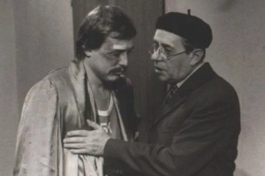 ČEDOMIR NIJE USPEO DA NADMAŠI OCA, ALI JE GLUMIO RAME UZ RAME SA NJIM! Evo u koliko filmova i serija su zajedno glumili!