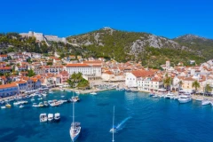 SEDAM DANA NA MORU U HRVATSKOJ MINIMUM 2.000 EVRA ZA PORODICU! Komšije ove sezone deru kožu s leđa, EVO i detaljne računice!