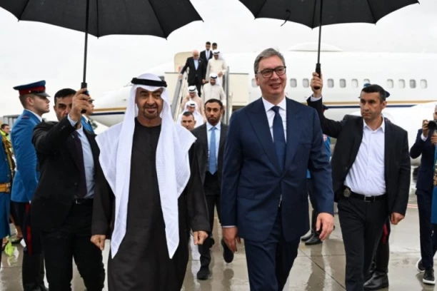 SA TAKVIM PRIJATELJEM ŽELIMO DA DELIMO BUDUĆNOST! Vučić dočekao predsednika UAE: Pokazao je odnos prema Srbiji u najtežim vremenima