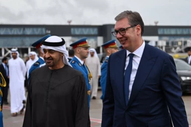 RAZGOVARALI SMO O ŠIRENJU EKONOMSKE SARADNJE! Vučić sa predsednikom UAE u Beogradu na vodi: "Posebnu pažnju smo posvetili izložbi EXPO" (VIDEO)