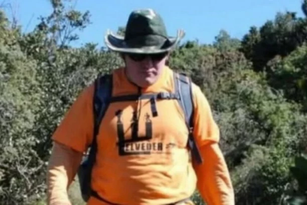 "KRENUO SA CRNIM PSOM, PA NESTAO BEZ TRAGA" Potraga za planinarom od koga je ostala samo majica! (FOTO)