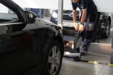 ODMAH PROVERITE SVOJ AUTOMOBIL: Ukoliko ovo NEMATE u gepeku, u problemu ste!