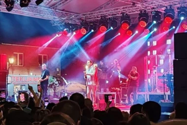 NOĆ ZA PAMĆENJE! Aco Pejović priredio spektakl u Kladovu! (FOTO)