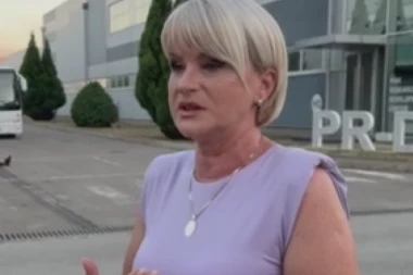 "NE VERUJEM, TREBA MI POTVRDA DA JE MOJE" Direktno iz komšiluka BRUKA odjeknula, Munjezova majka BESNA stigla u Šimanovce! (VIDEO)