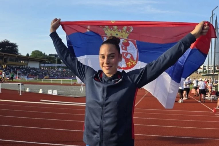 VILAGOŠ PONOS SRBIJE! Adriana donela novu medalju!