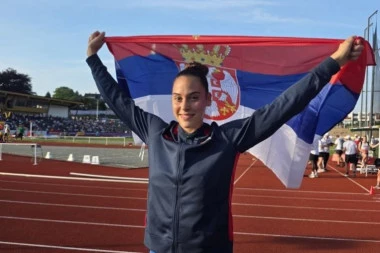 SRBIJA SLAVI! Adriana Vilagoš osvojila evropsko zlato!