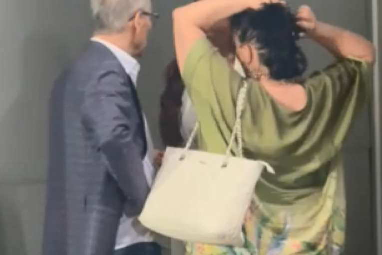 Teodora Delić sa roditeljima