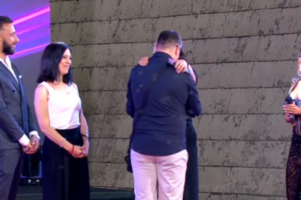 JAUCI MILJANE KULIĆ ODZVANJALI "ELITOM", ZBOG NJENOG SINA JE PLAKALA CELA NACIJA! Prenela Ivanu ključnu informaciju, nastao TAJAC!