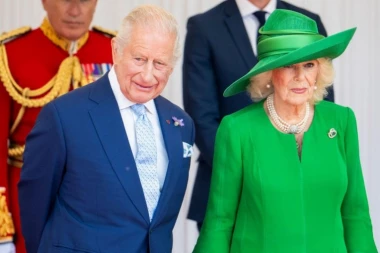 KAMILA JE AFERU SA ČARLSOM ZAPOČELA IZ OSVETE: Manje poznati detalji burne romanse britanskog kraljevskog para!