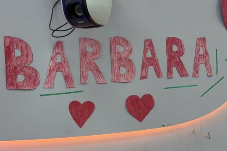 Natpis "Barbara" u Beloj kući