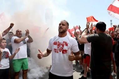 "ŠTA ĆEŠ DA URADIŠ AKO DAŠ GOL?" Arnautović dobio NEUGODNO pitanje, pa jedva izustio koju reč!