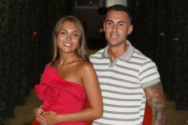 SOFI TIKAČENKO OKONČALA VIŠEMESEČNU VEZU! Otkrila da li je Mateja uzrok raskida!