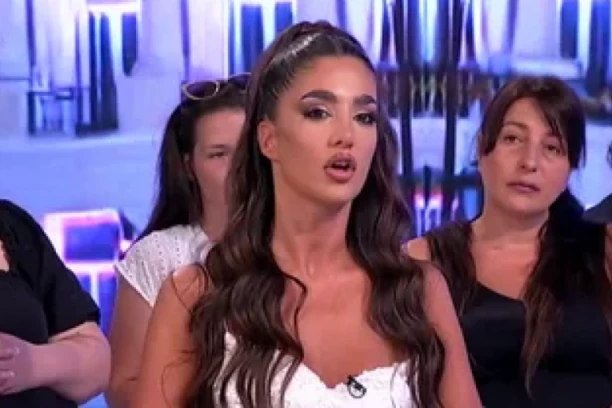 CEO REGION BRUJI O SNIMCIMA ANĐELE ĐURIČIĆ! Priznala da li ih ima JOŠ, razvezala jezik o OSVETI!