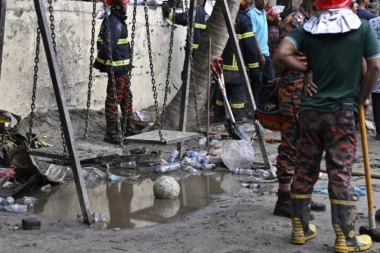SRUŠIO SE JOŠ JEDAN AVION! Najmanje 27 osoba MRTVO - LETELICA PALA NA ŠKOLSKI KOMPLEKS!