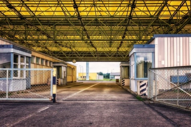 RAMPA! DALJE NE MOŽE: Rusija zabranila ovim građanima iz Evrope ulazak na svoju teritoriju