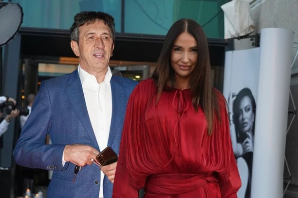 KATARINU ŽIVKOVIĆ ŠOKIRALE VESTI O ŽIKI JAKŠIĆU! Pobesnela i zbog ljudi koji PLJUJU Sašu Popovića, razvezala jezik i o "Eliti"