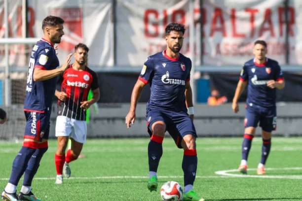 ZVEZDA SA IGRAČEM MANJE SLAVILA PROTIV LINKOLNA! Duarteov pogodak za miran put u Beograd! (FOTO)