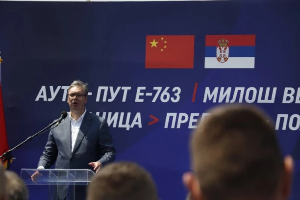 PREDSEDNIK VUČIĆ OBJAVIO ODLIČNE VESTI: Uskoro se otvara još 14 km novog auto-puta i 30 km brze saobraćajnice