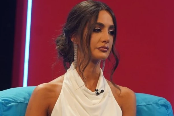 SNIMAK PODIVLJALE ANĐELE IZ STANA OBIŠAO INTERNET! Bljuje vatru i pravi haos, fanovi unezvereni zbog ovih pretnji!