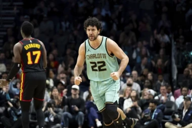 VLASNIK HAPOELA OTKRIO NOVE DETALJE U VEZI MICIĆEVOG TRANSFERA: Vasa mu ponosno rekao da je Srbin!