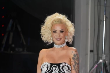 DUŠICA JAKOVLJEVIĆ I ESTRADNA ZVEZDA IMAJU JEDNU ZAJEDNIČKU STVAR! Ovo sigurno niste znali!