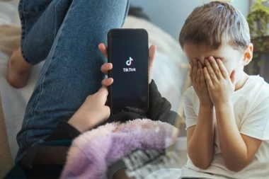 KRAJ! Još jedna zemlja zabranila DRUŠTVENE MREŽE za decu mlađu od 15 godina