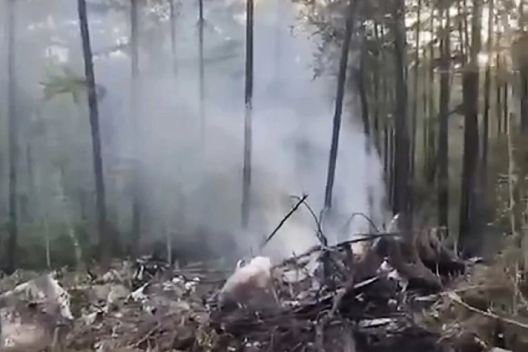 PRONAĐENA SVA TELA ŽRTAVA U PADU AVIONA: Slomljena srca i spasiocima, nema ko nije plakao