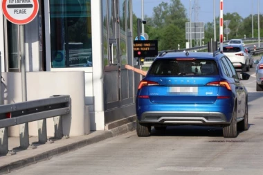 KOLONE NA NAPLATNOJ RAMPI! Evo koliko vozila čekaju, naoružajte se strpljenjem!