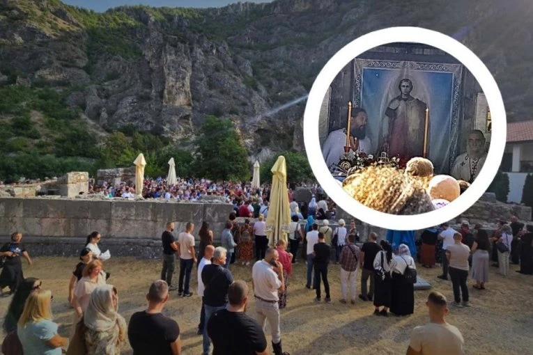 RELIGIJA.RS NA SLAVI MANASTIRA ARHANGELI, KOD PRIZRENA: Sve vrvi od Srba - neverovatna slika sa Kosova i Metohije (FOTO, VIDEO)