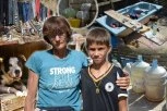 KUPA SE U KORITU, LOŽI CIPELE DA SE NE SMRZNE! Potresna priča malog Dušana iz Titela rasplakala Srbiju: Živi u šupi bez struje, umesto doručka sanja hleb! (VIDEO)