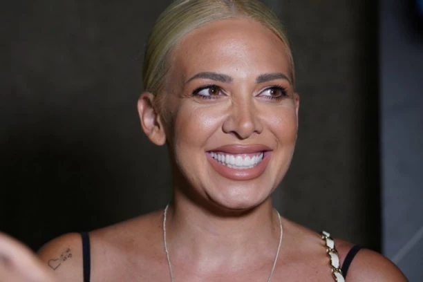 PLJUŠTE ČESTITKE U DOMU MILICE TODOROVIĆ! Pevačica se hitno oglasila!