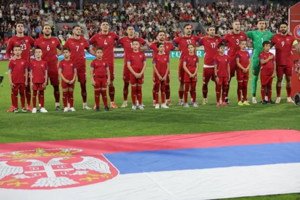 MOŽDA I NIJE SVE TAKO CRNO: Kladionice su rekle svoje - evo kako se "orlovi" kotiraju pred meč sa Englezima!