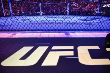 JEZIVO! NINDŽA UNAKAZIO LICE PROTIVNIKU: Ovako nešto se ne pamti u UFC istoriji, meč hitno prekinut! (UZNEMIRUJUĆI VIDEO)