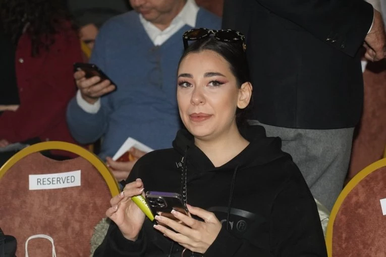 LOM U RODNOM GRADU! Sanja Vučić nije mogla da održi koncert!