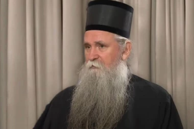 "NESREĆE NAS POZIVAJU NA DUBOKO PREISPITIVANJE I POKAJANJE": Odjeknula snažna poruka mitropolita Joanikija